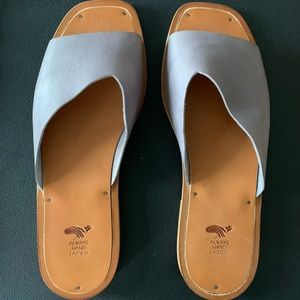 Seville Smith Krysia Slide - size 40